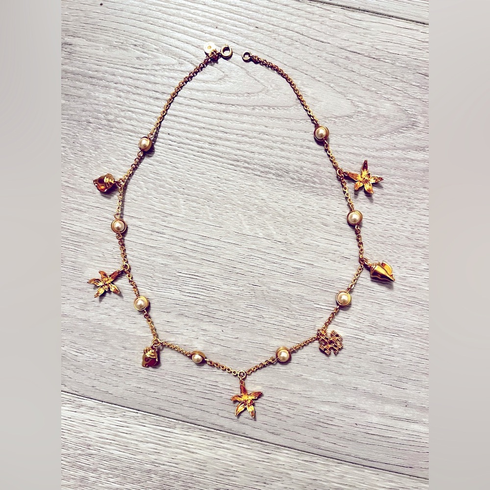 BN Tory Burch Cultures Pearl, Seashell, Flowers Gold Necklace